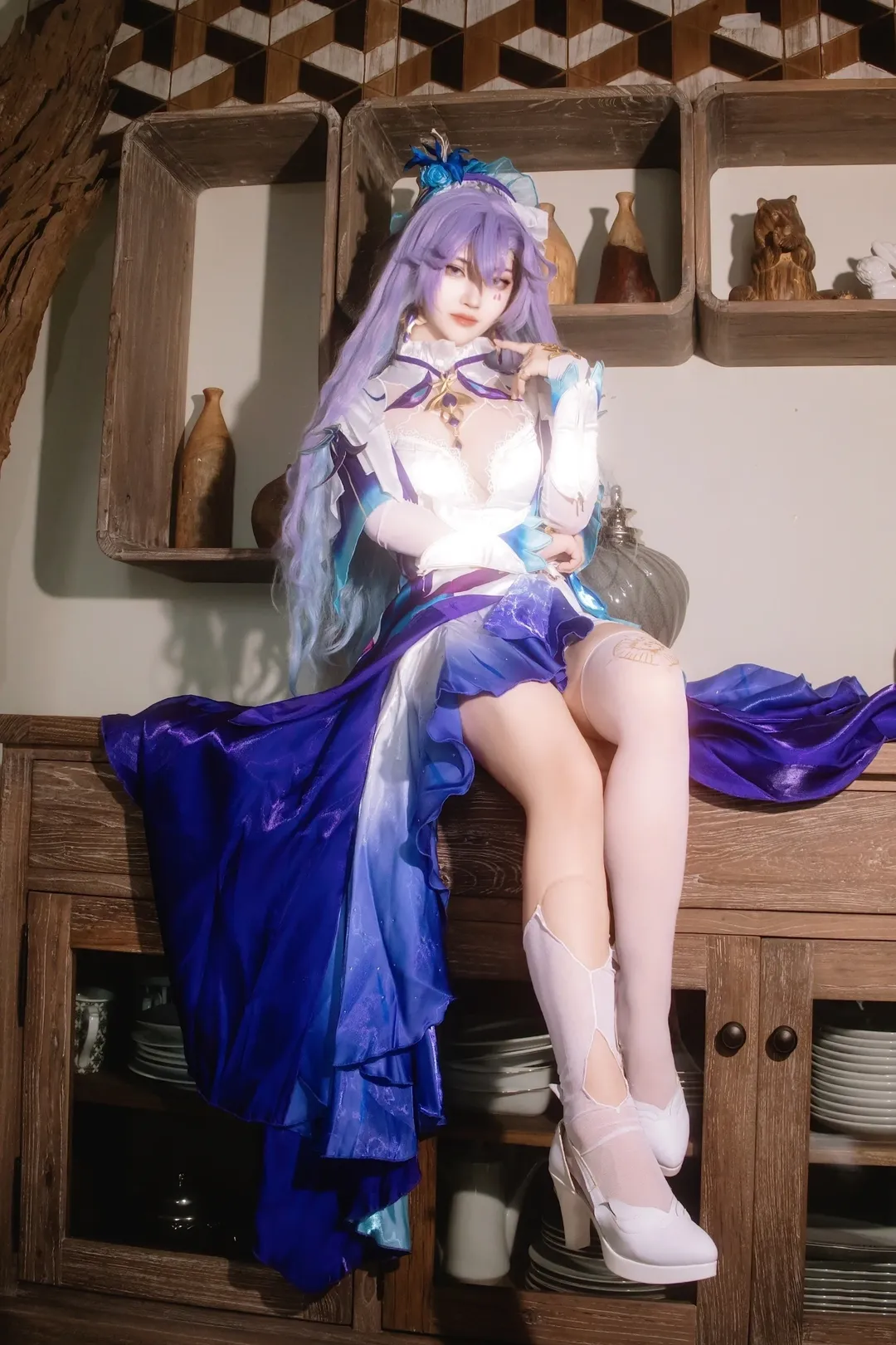 ロールプレイ, 鳴潮, 紫髪コスプレ, カンタレラコスプレ, 花畑撮影 - 8枚目