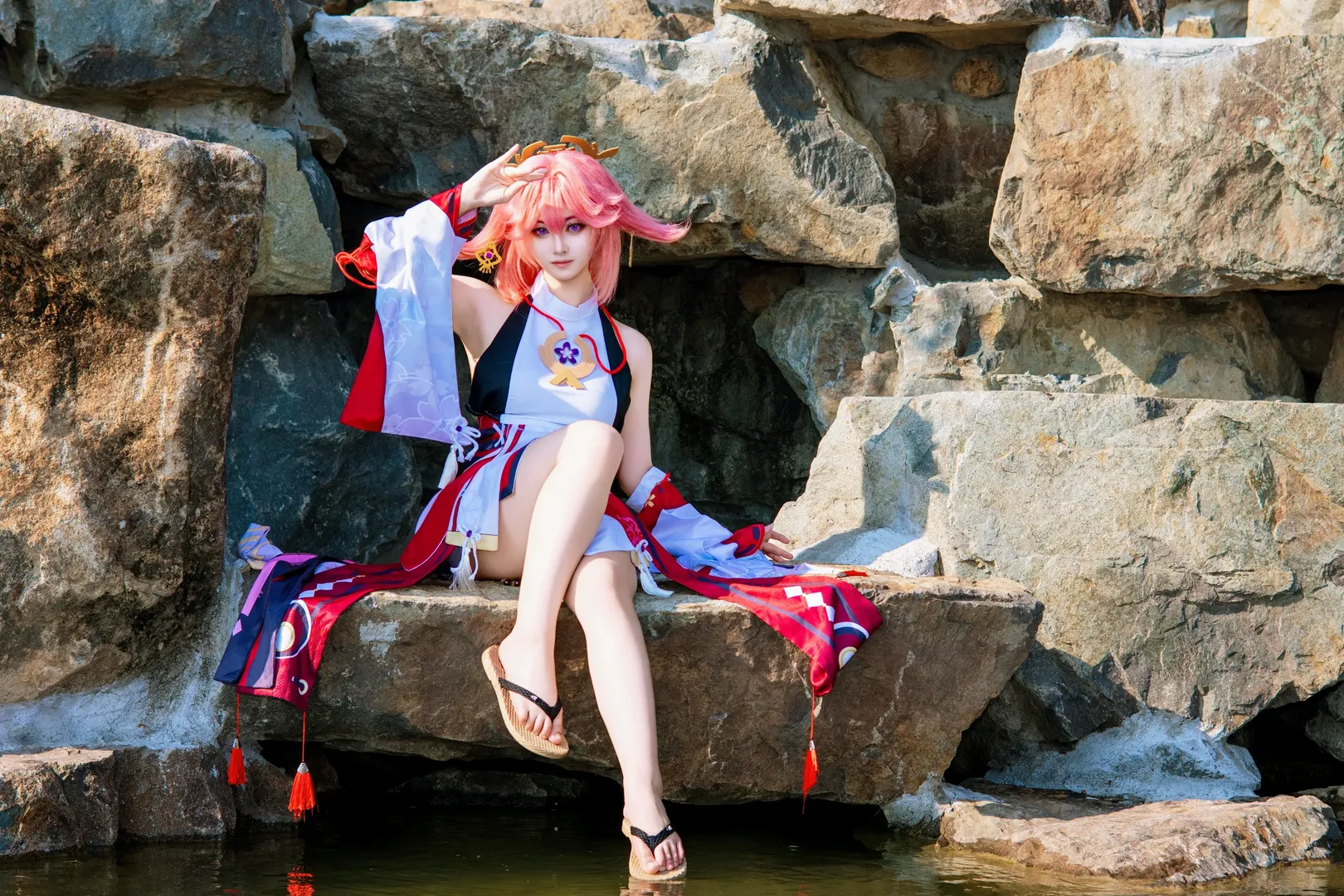 Genshin Impact, Outdoor photography, Yae Miko cosplay, Cosplay photography, ACGN sharing