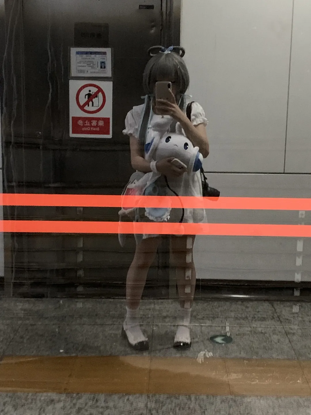 洛天依cos, cosplay日常, 二次元穿搭, VOCALOID, 银灰假发 - 第2张