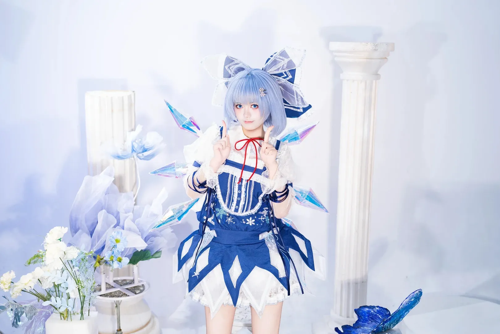 东方project, 二次元cosplay, 琪露诺cos, 冰晶造型cos, 蓝白色系摄影 - 第3张