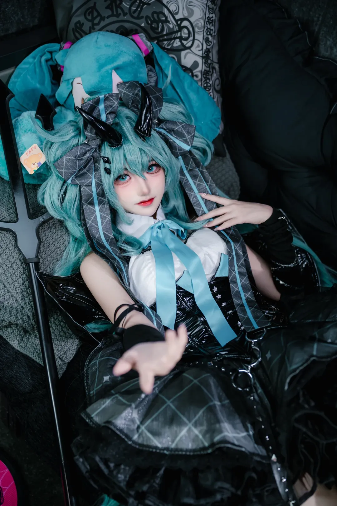 初音未来cos, cosplay分享, 双马尾造型, 暗黑哥特风cosplay, 自拍馆写真 - 第1张