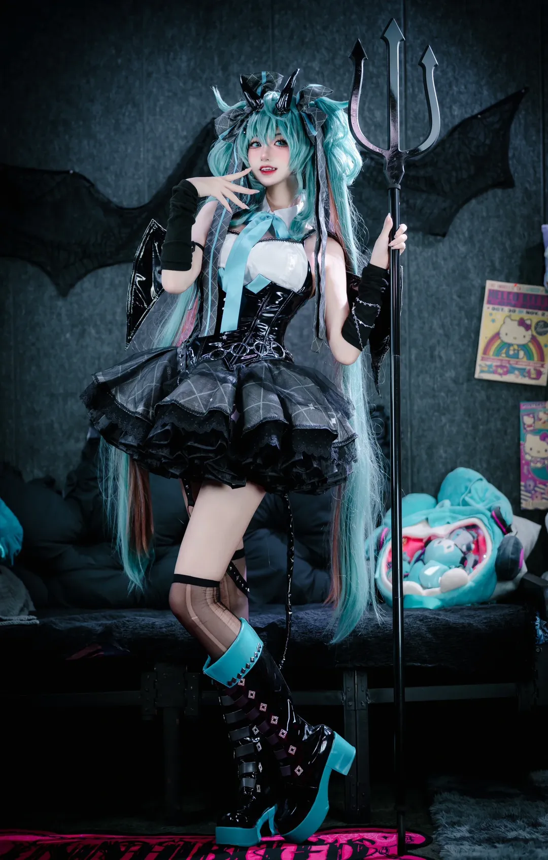 初音未来cos, cosplay分享, 双马尾造型, 暗黑哥特风cosplay, 自拍馆写真 - 第4张