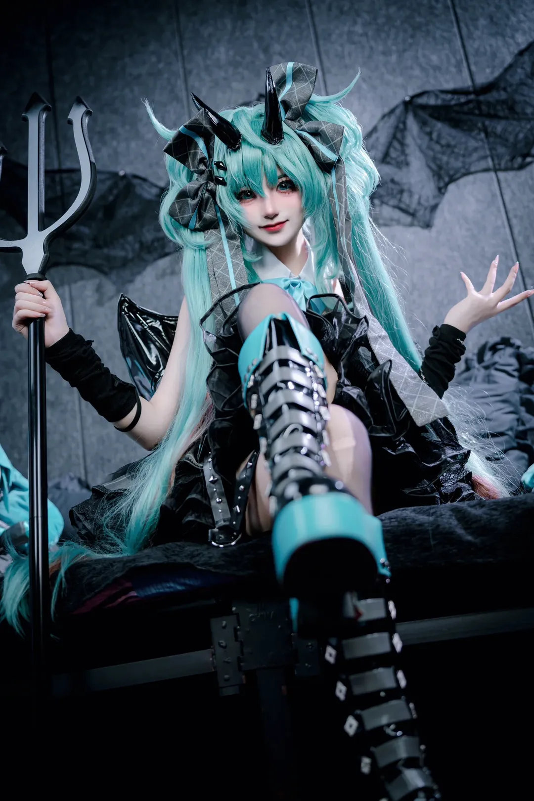 初音未來cos, cosplay分享, 雙馬尾造型, 暗黑哥特風cosplay, 自拍館寫真