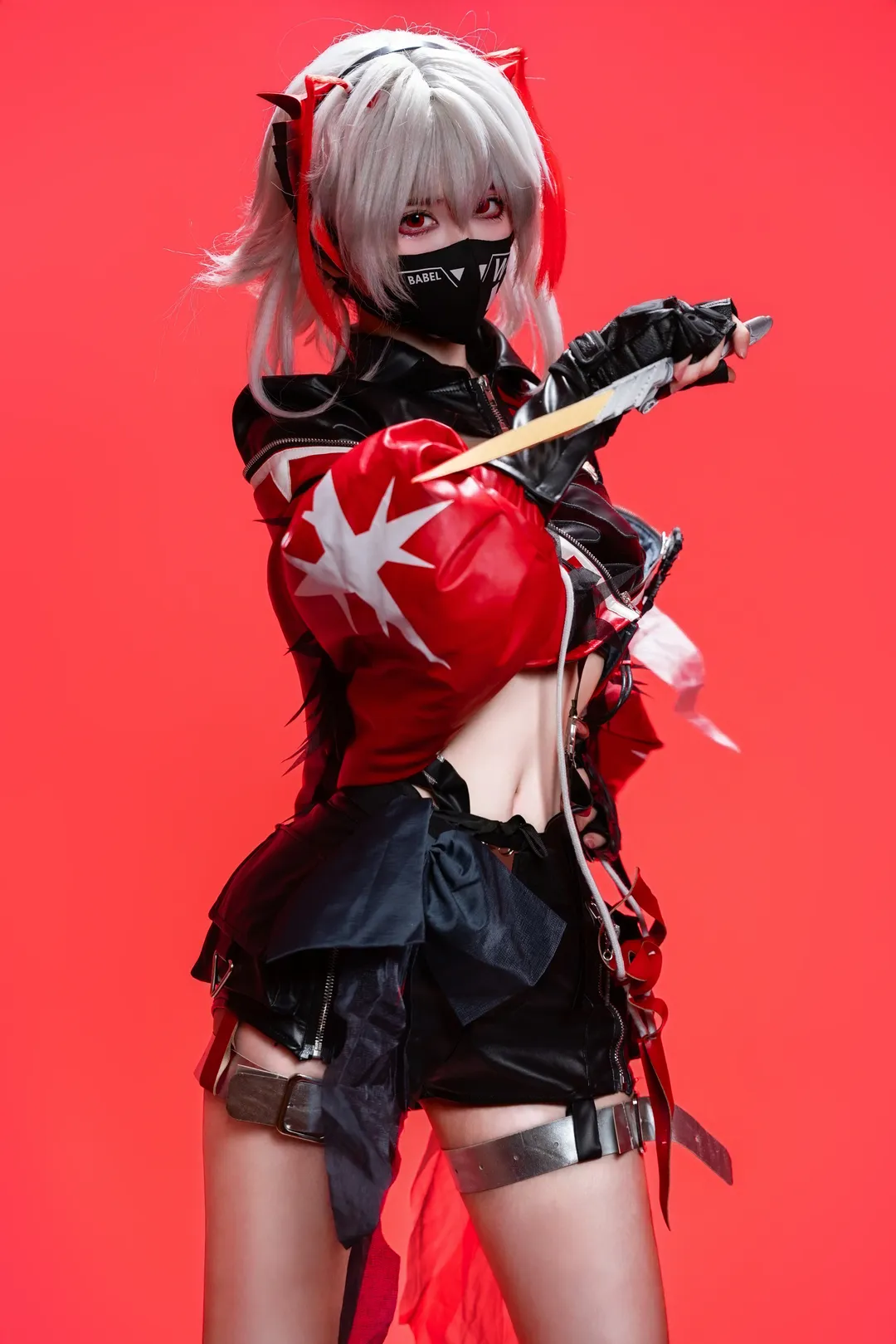 Anime-style photography, Mai Xiaowen cosplay, Delta Force, Tactical style cosplay, Dual characters in the same frame - Image 1