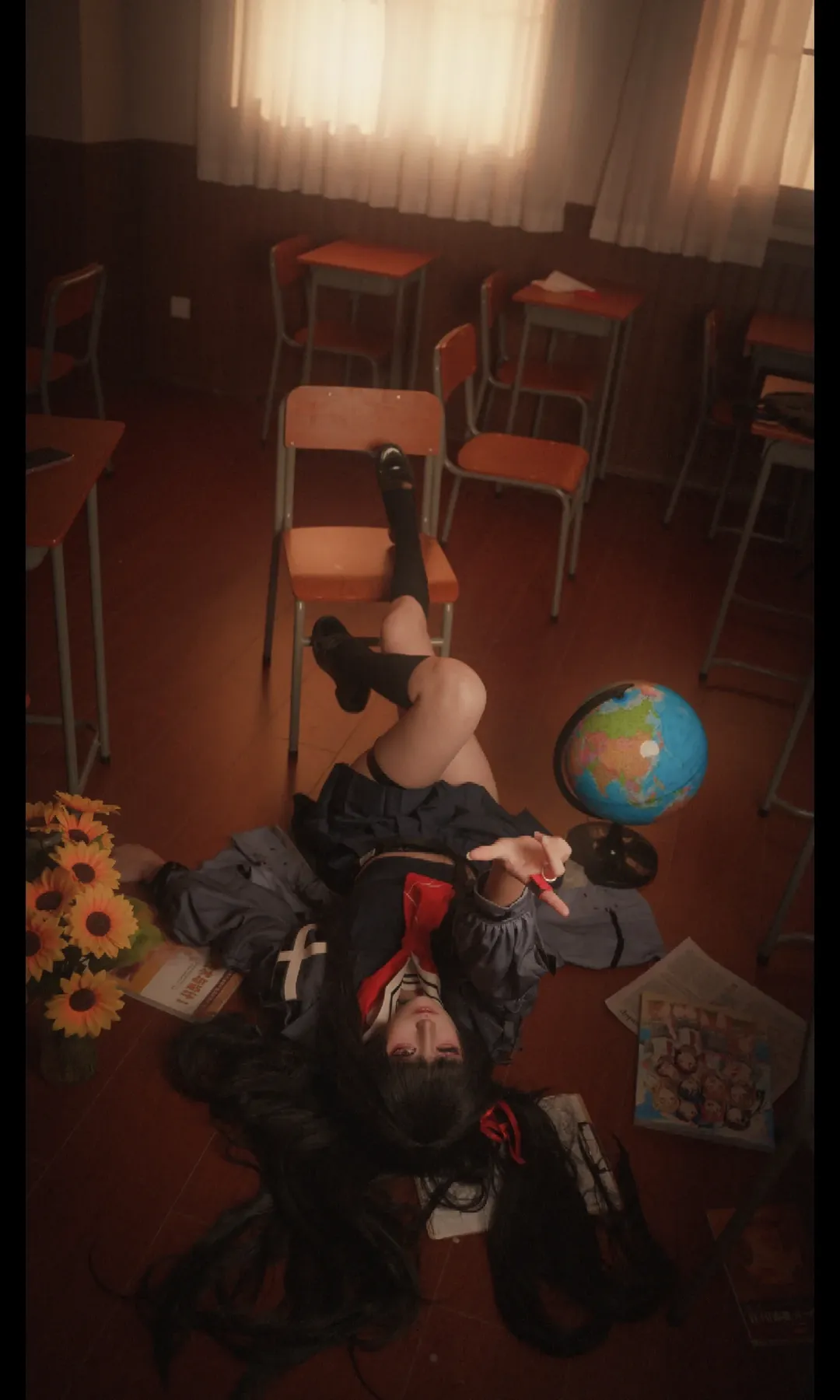 鸣潮, 二次元cosplay, 千咲cos, jk制服, 教室拍照