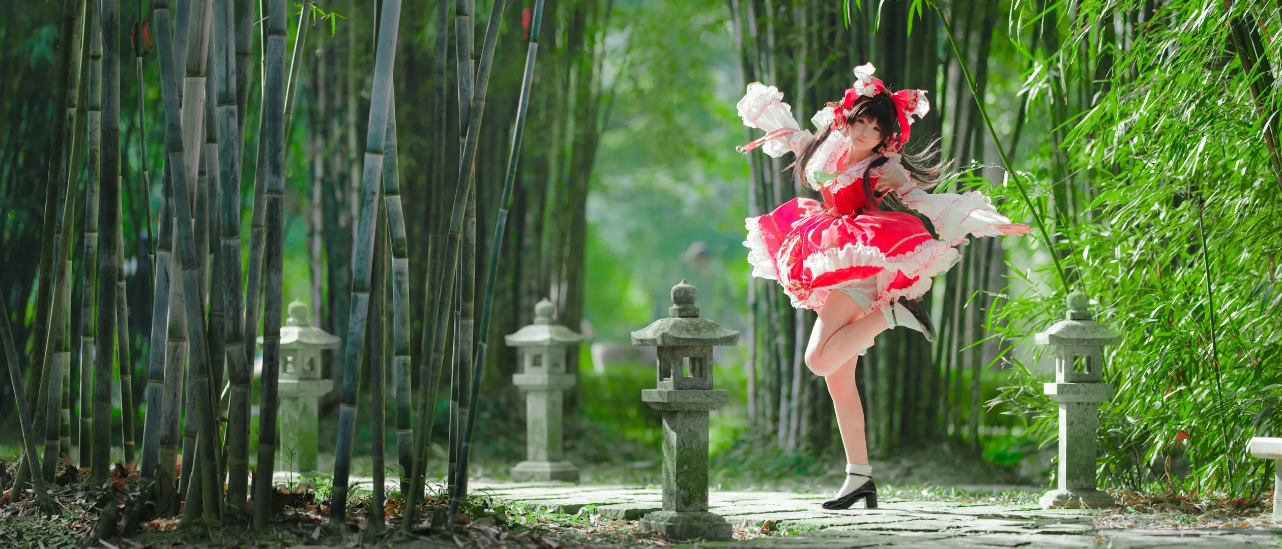 cosplay, 博丽灵梦cos, 东方project, 二次元正片, 竹林摄影
