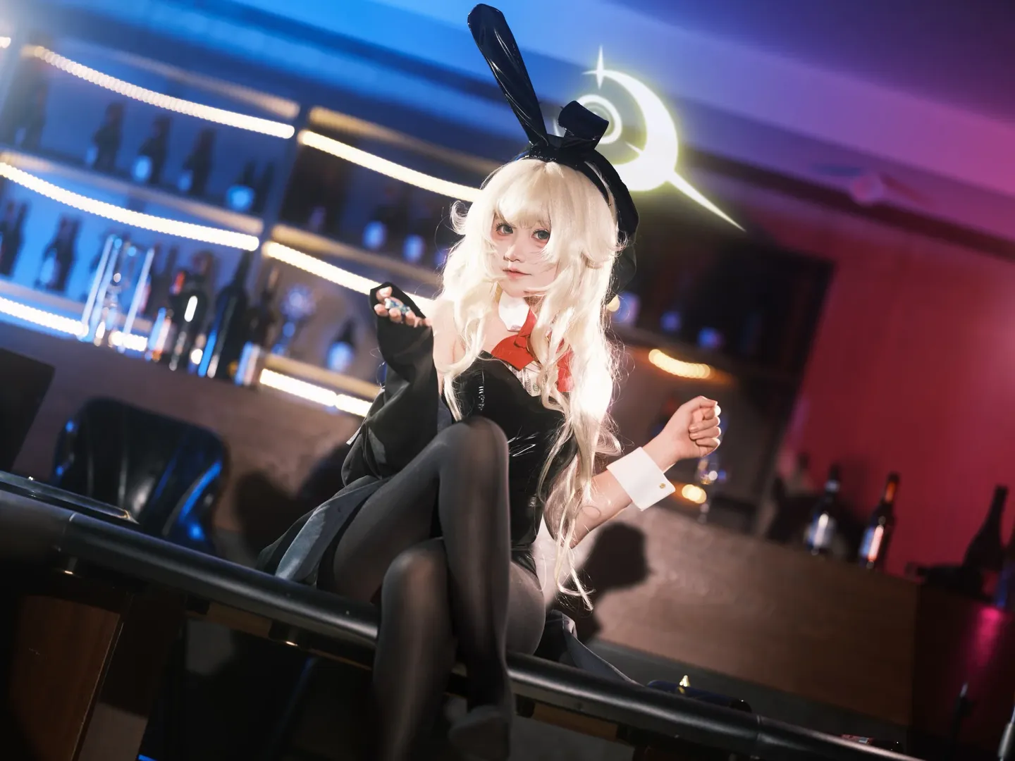 蔚蓝档案, 笑面教授cos, cosplay摄影, 霓虹光影, 兔女郎造型 - 第4张