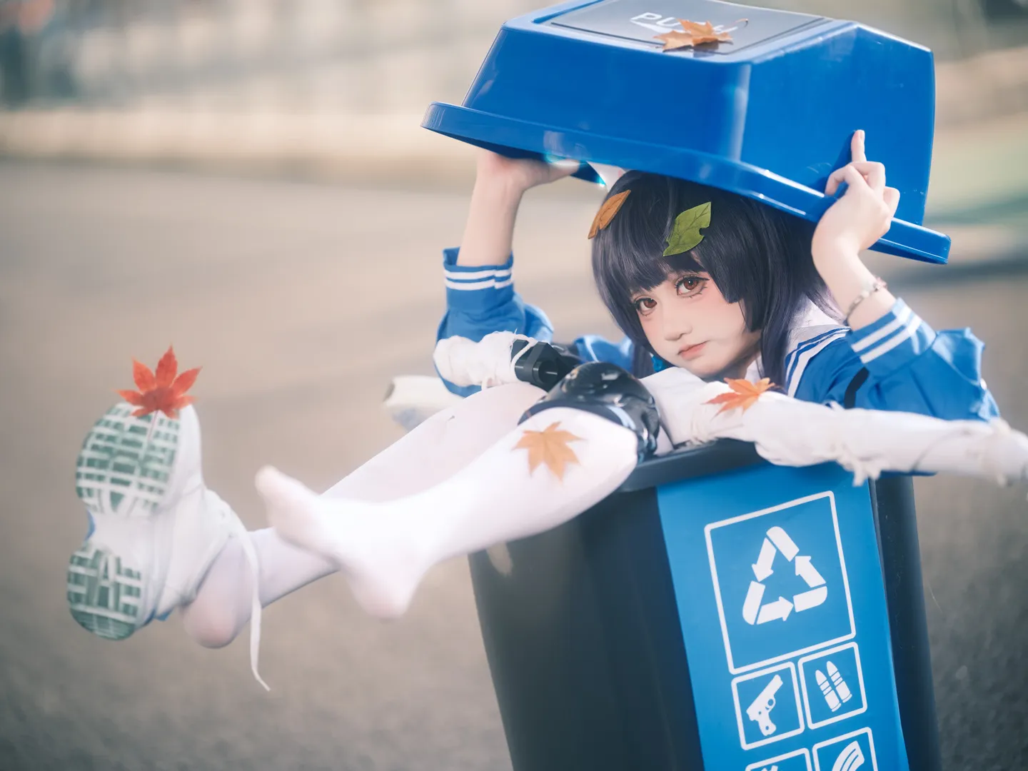 蔚藍檔案, 霞沢美遊cos, 二次元外景, 秋日街拍, 戰術水手服
