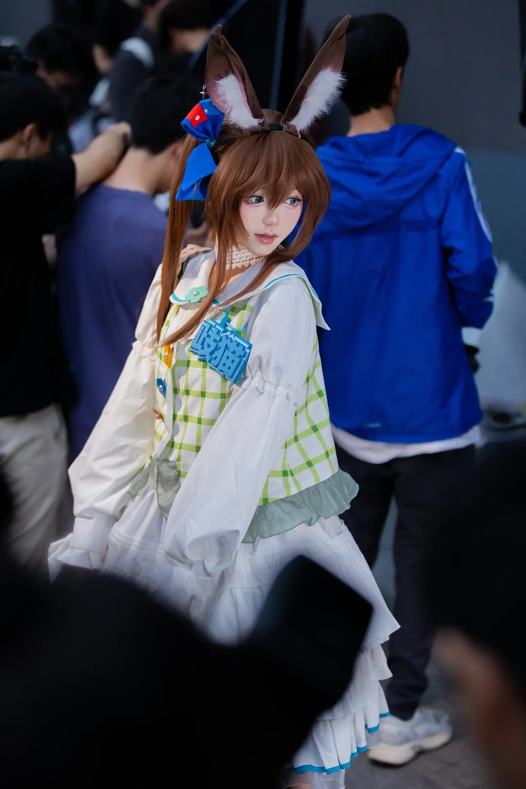 Convention photos, Arknights, Amiya cosplay, Twin-tail hairstyle, ACG Cosplayer - Image 3