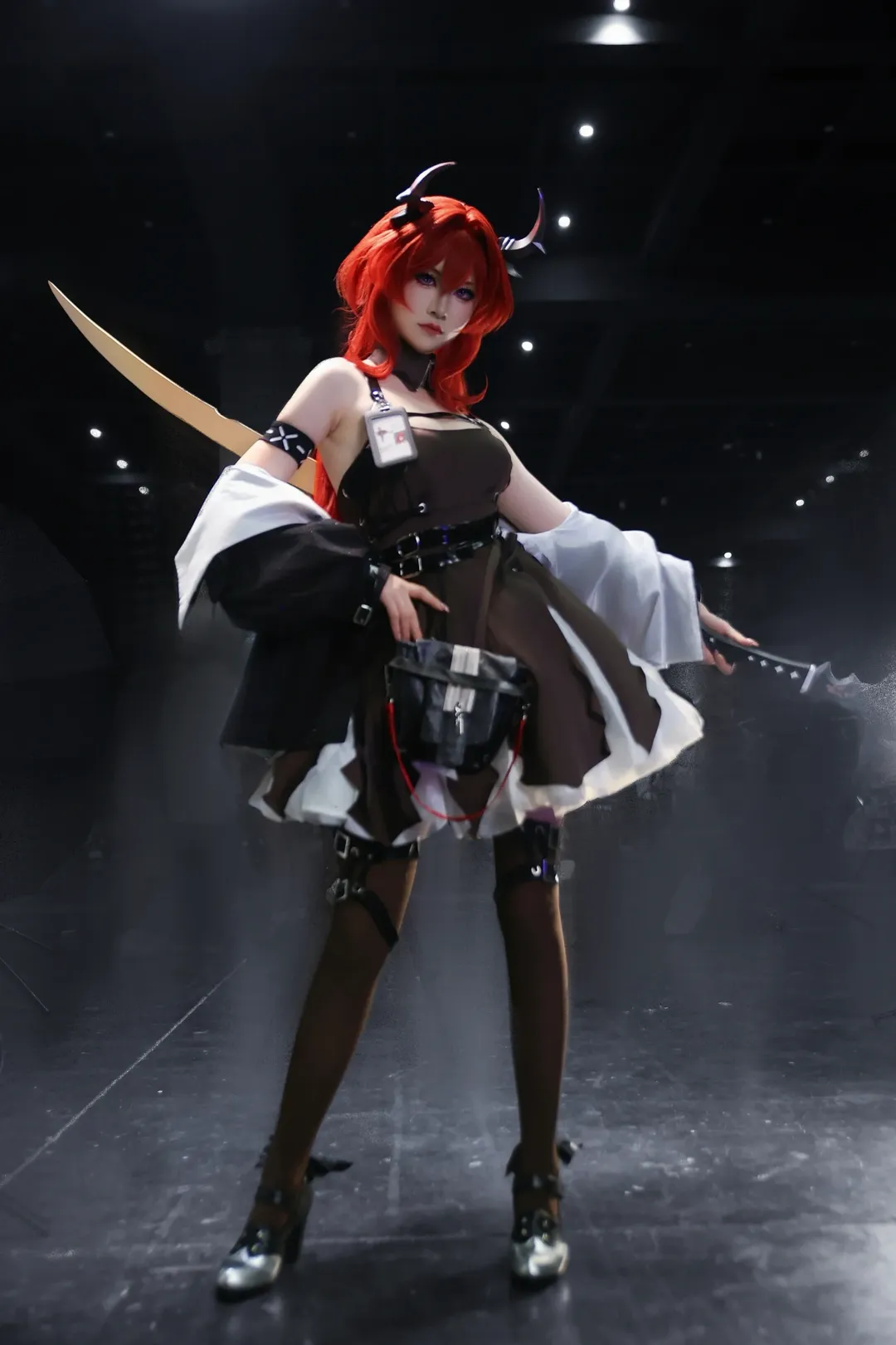 漫展返图, 明日方舟, 史尔特尔cos, cosplay摄影, 二次元穿搭 - 第3张