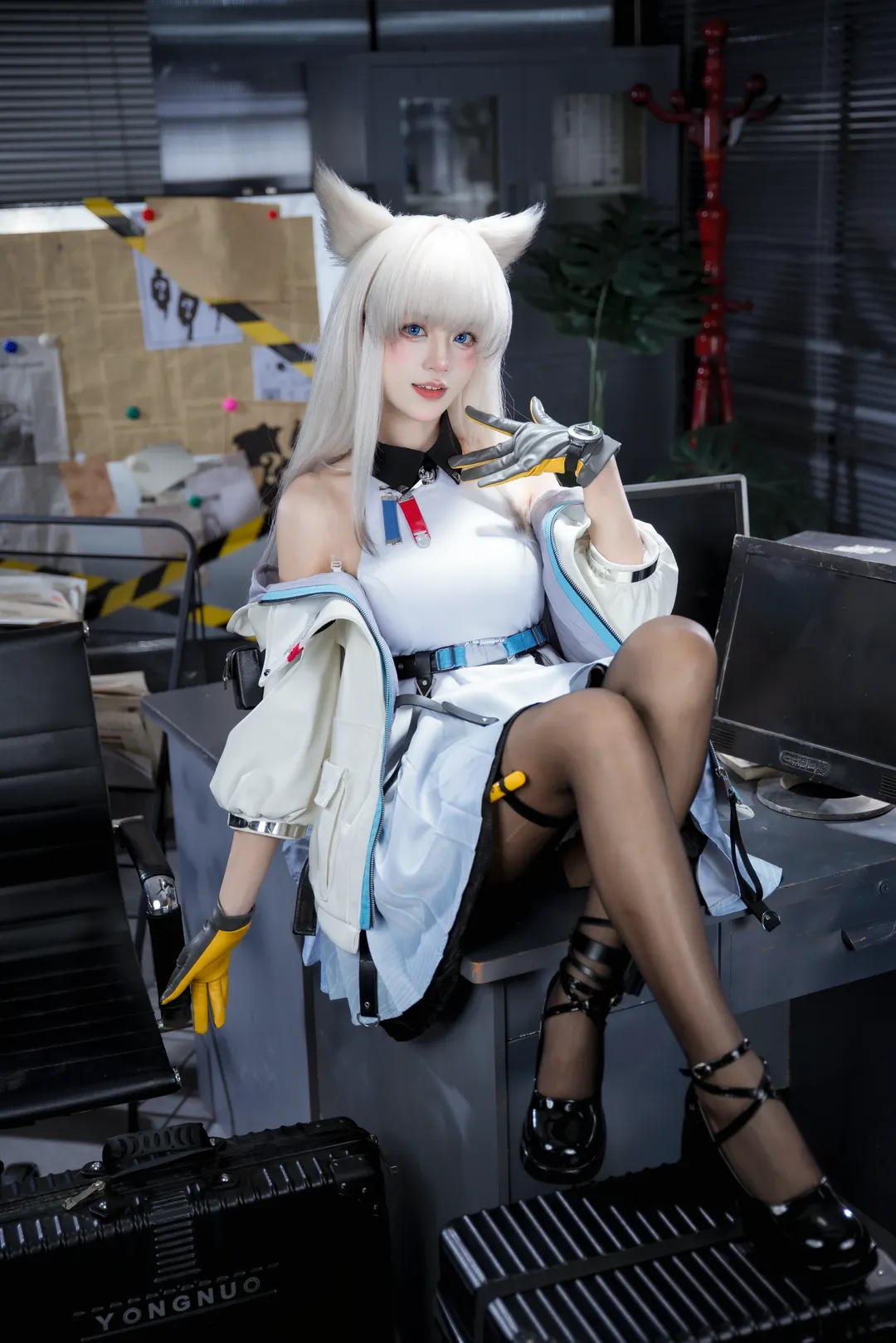 漫展摄影, 兽耳cosplay, 佩丽卡cos, 终末地, 战术风c服