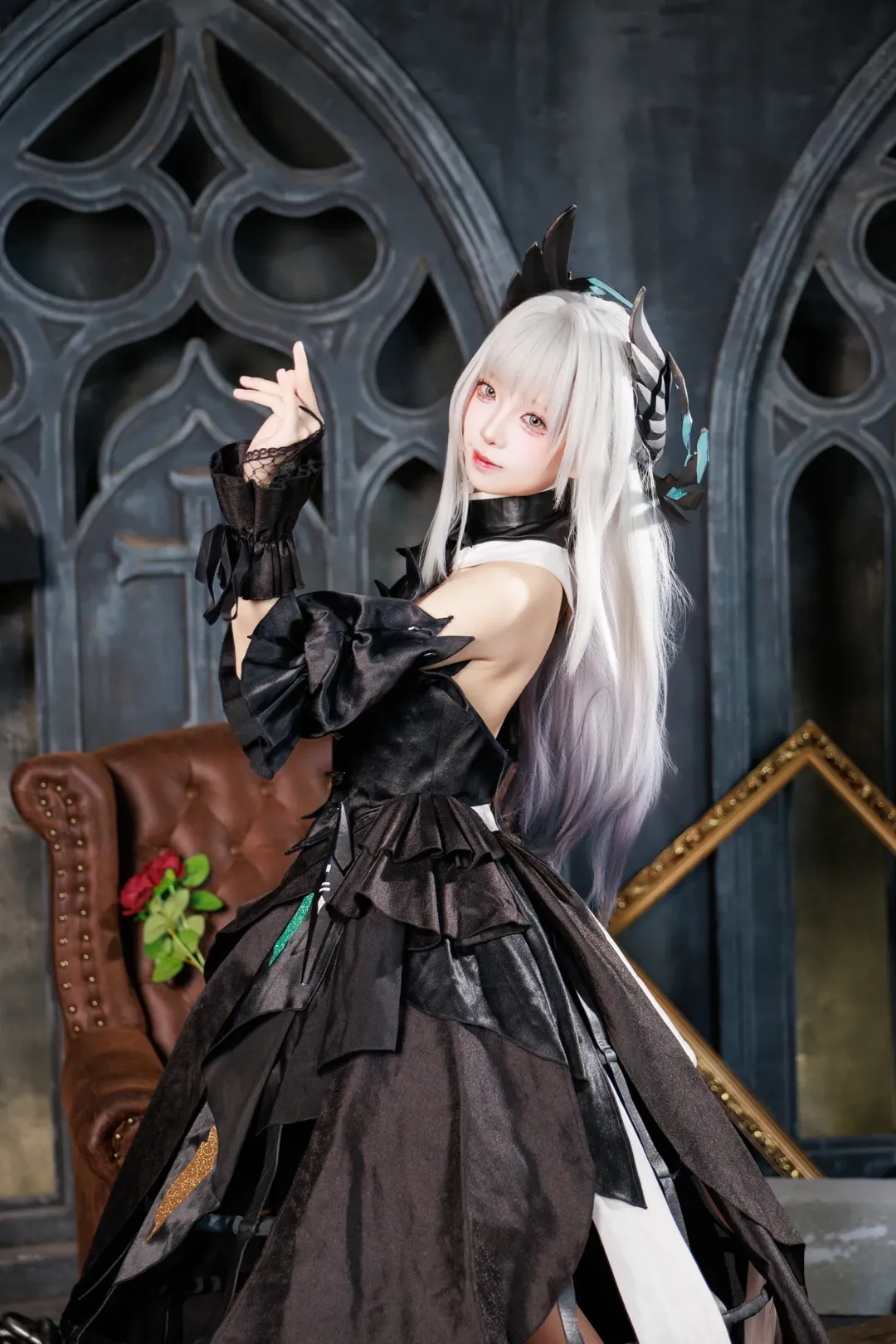 Dark style, Studio photoshoot, Gothic style cosplay, Punishing: Gray Raven, Liv cosplay - Image 2