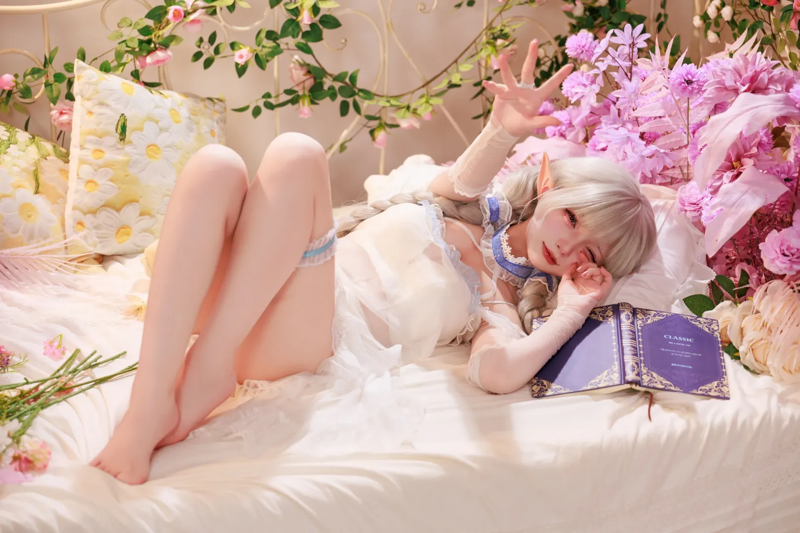 二次元少女, 碧蓝航线, 精灵耳, 埃弗森cos, 蕾丝睡衣 - 第1张