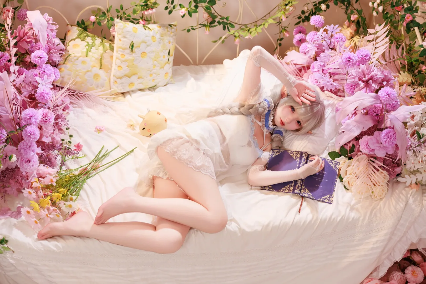 二次元少女, 碧蓝航线, 精灵耳, 埃弗森cos, 蕾丝睡衣