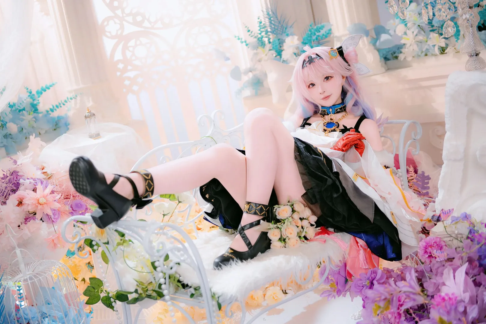 Wuthering Waves, Denia Cosplay, Dreamy backdrop, Coser daily life, High-key portrait photography - Image 1