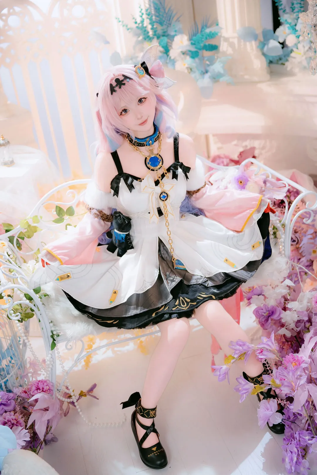 Wuthering Waves, Denia Cosplay, Dreamy backdrop, Coser daily life, High-key portrait photography - Image 2