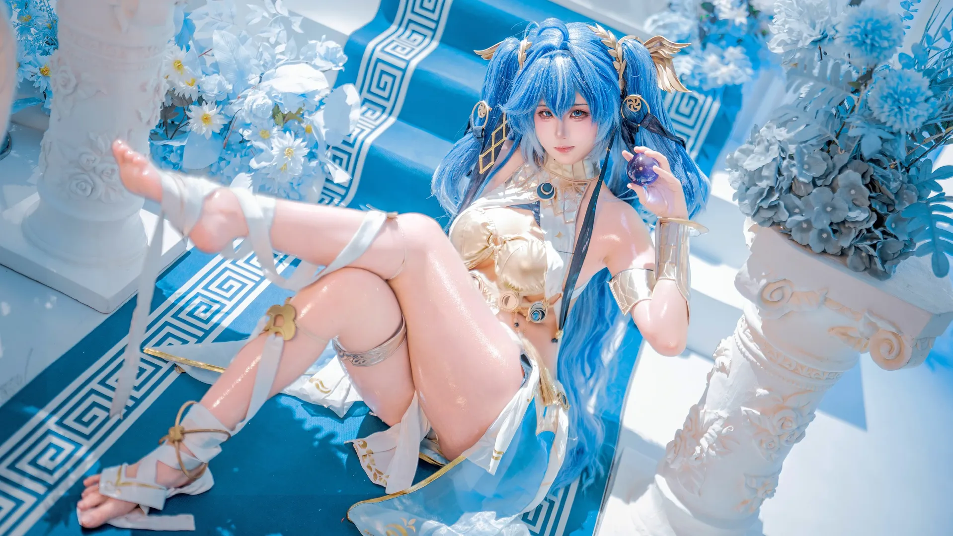 鳴潮, 尤諾cos, cosplay攝影, 藍髮雙馬尾, 希臘風佈景