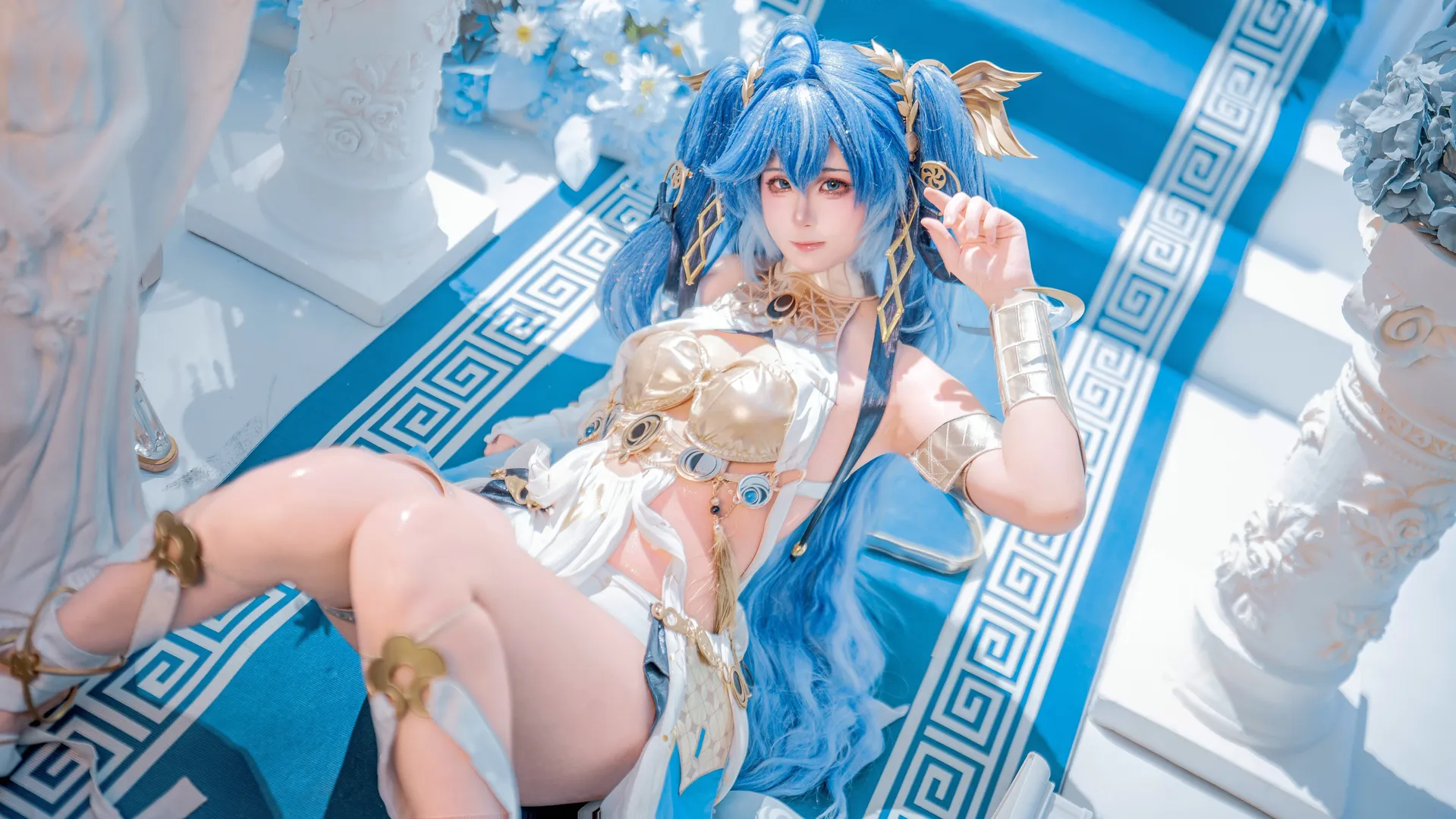鸣潮, 尤诺cos, cosplay摄影, 蓝发双马尾, 希腊风布景 - 第2张