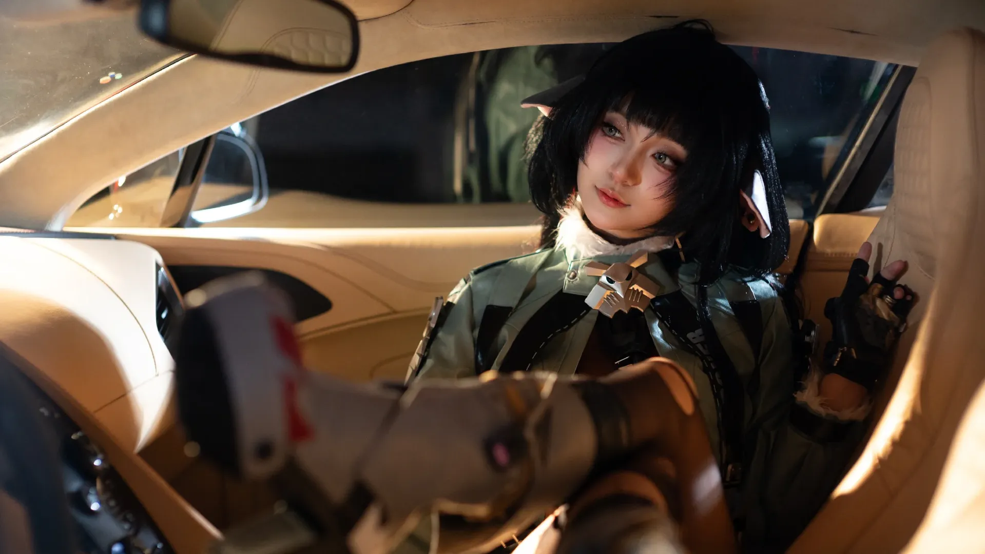 Zenless Zone Zero, Cosplay photography, Jane Doe cosplay, Biker girl, Cyber techwear style - Image 3