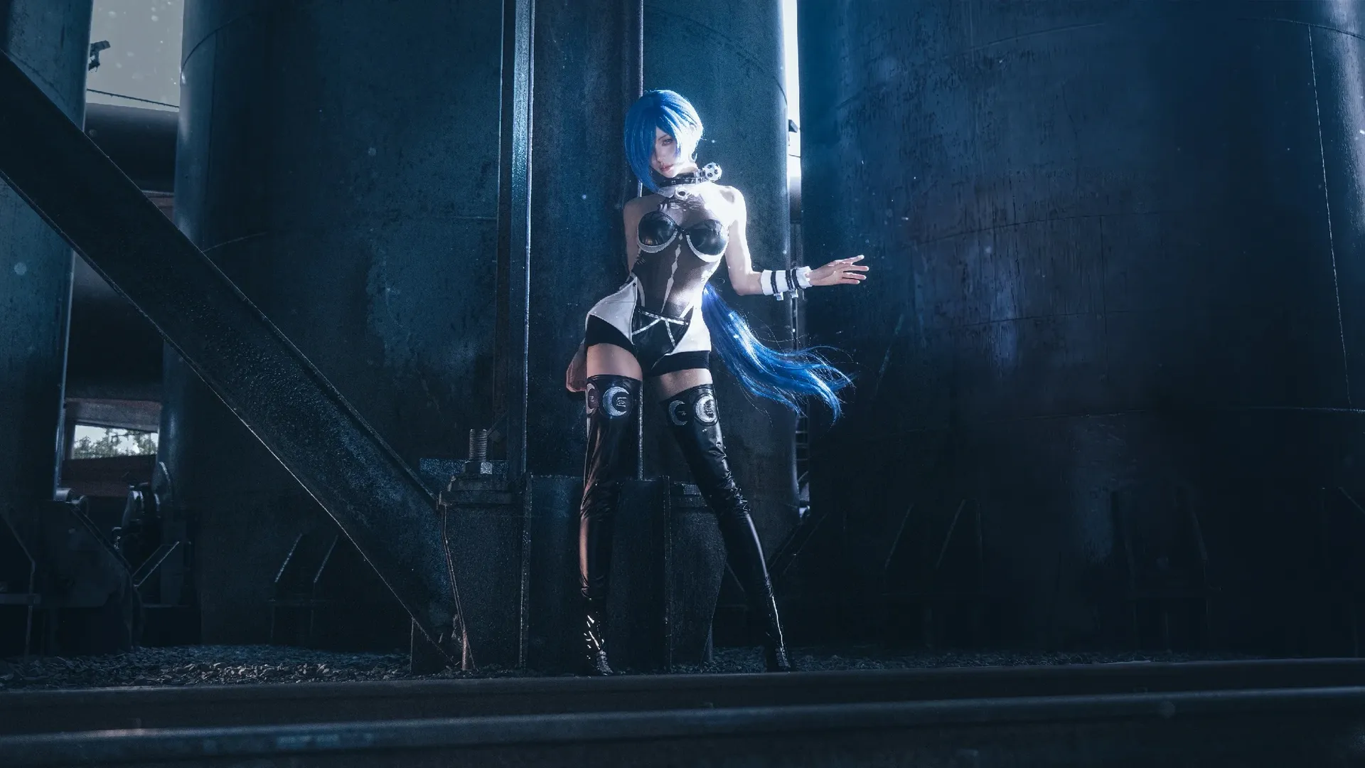 ゼンレスゾーンゼロ, プロメイア コスプレ, コスプレ撮影, 工業風コスプレ, エナメルロングブーツ - 2枚目