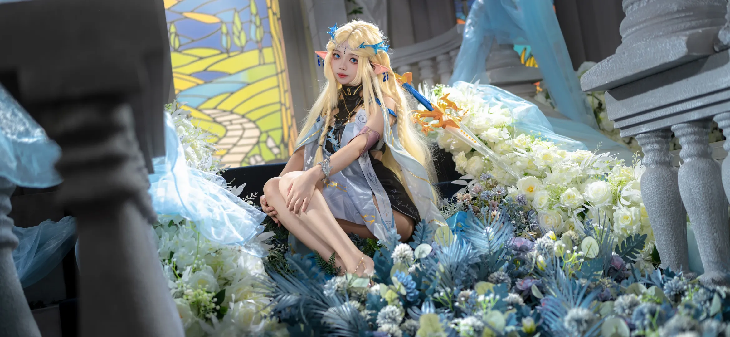 Wuthering Waves, Cartethyia Cosplay, Cosplay photography, Elf ear look, Church-style photography - Image 2