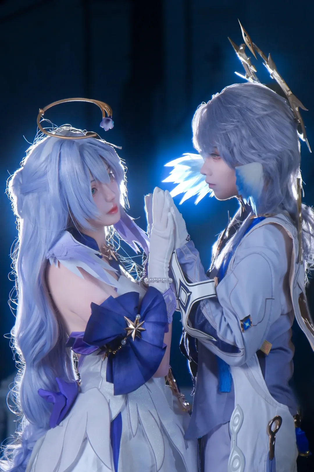 Anime-style photography, Honkai: Star Rail, Sunday and Robin cosplay, Duo cosplay photoset, Cool-toned lighting - Image 5