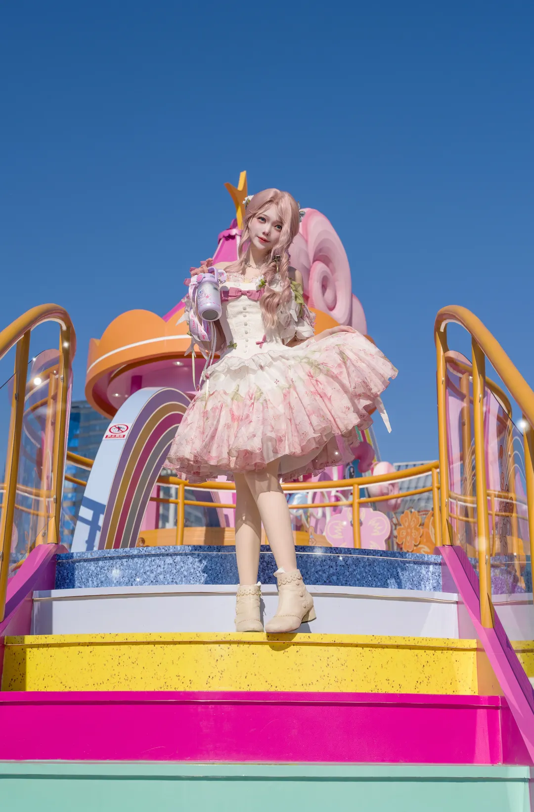 My Little Pony, Cosplay outfit, Fluttershy cosplay, Oriental Pearl Tower, Shanghai pop-up
