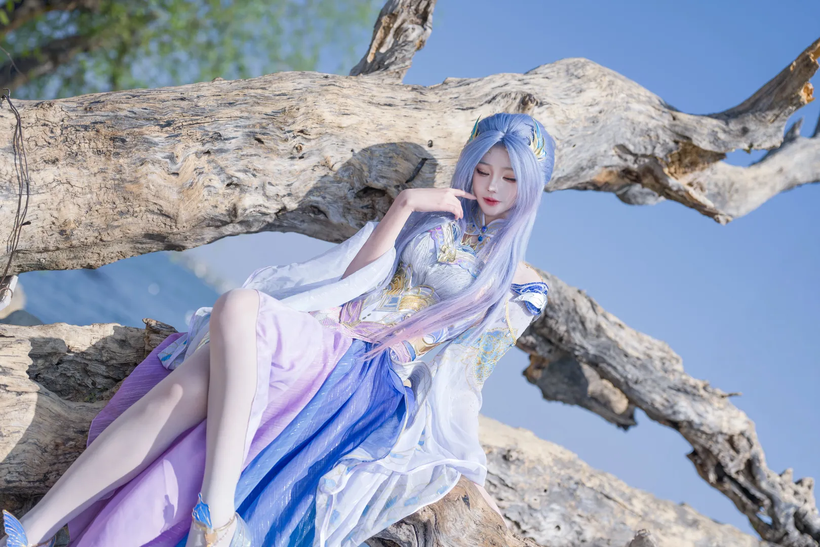 Tang Wutong cosplay, Soul Land II: The Unrivaled Tang Sect, Chinese anime cosplay, Erhai Lake location shoot, Xianxia ancient style cosplay - Image 5