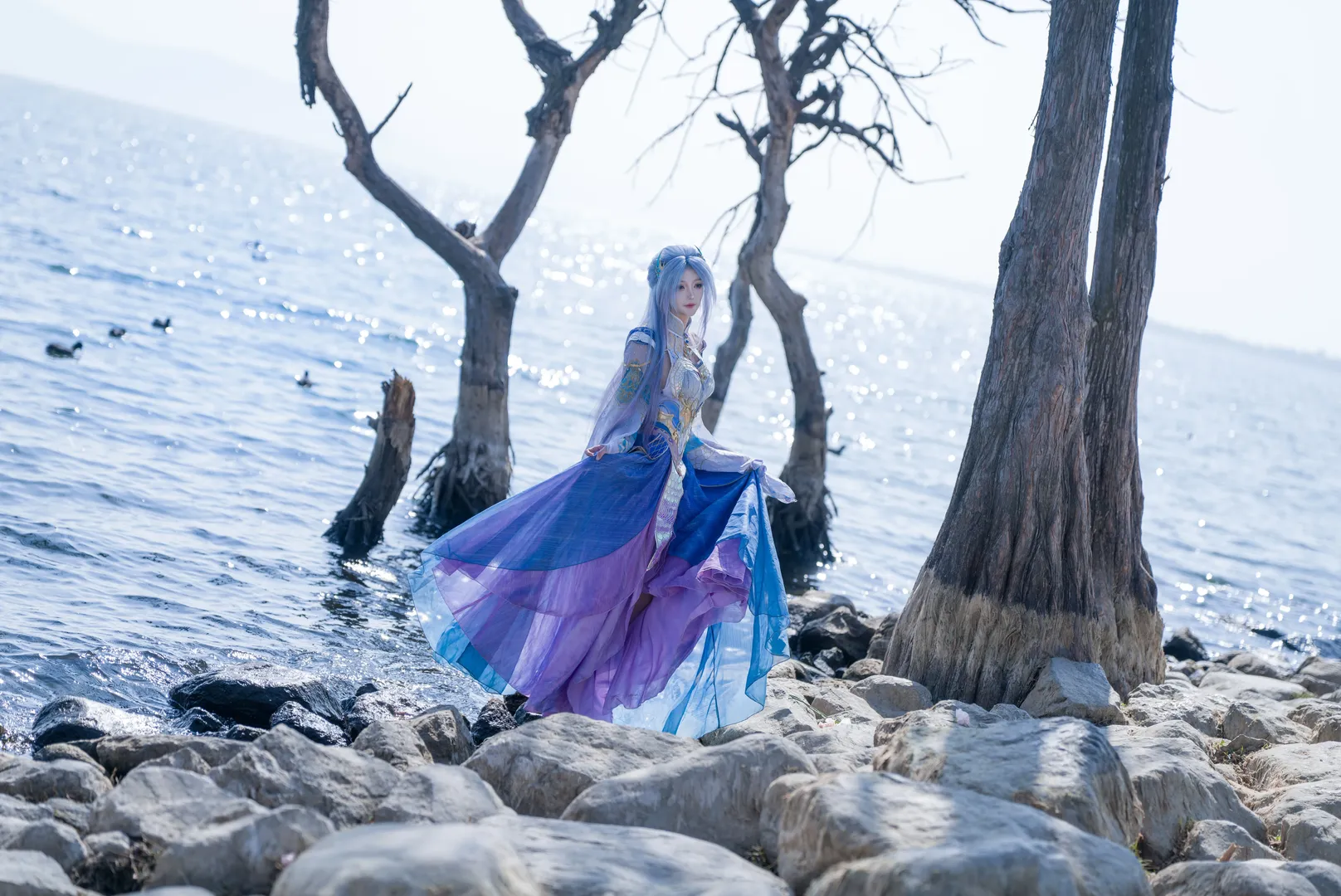 Tang Wutong cosplay, Soul Land II: The Unrivaled Tang Sect, Chinese anime cosplay, Erhai Lake location shoot, Xianxia ancient style cosplay - Image 7