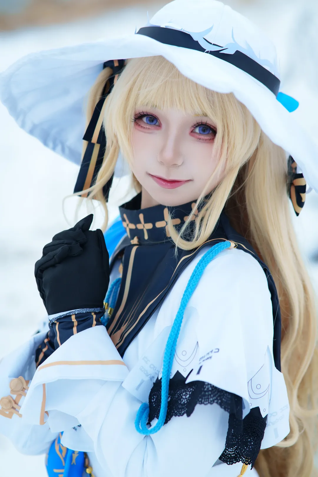 フィービー コスプレ, 鳴潮, 白ニーソコーデ, 雪景色コスプレ, 冬の屋外 - 5枚目
