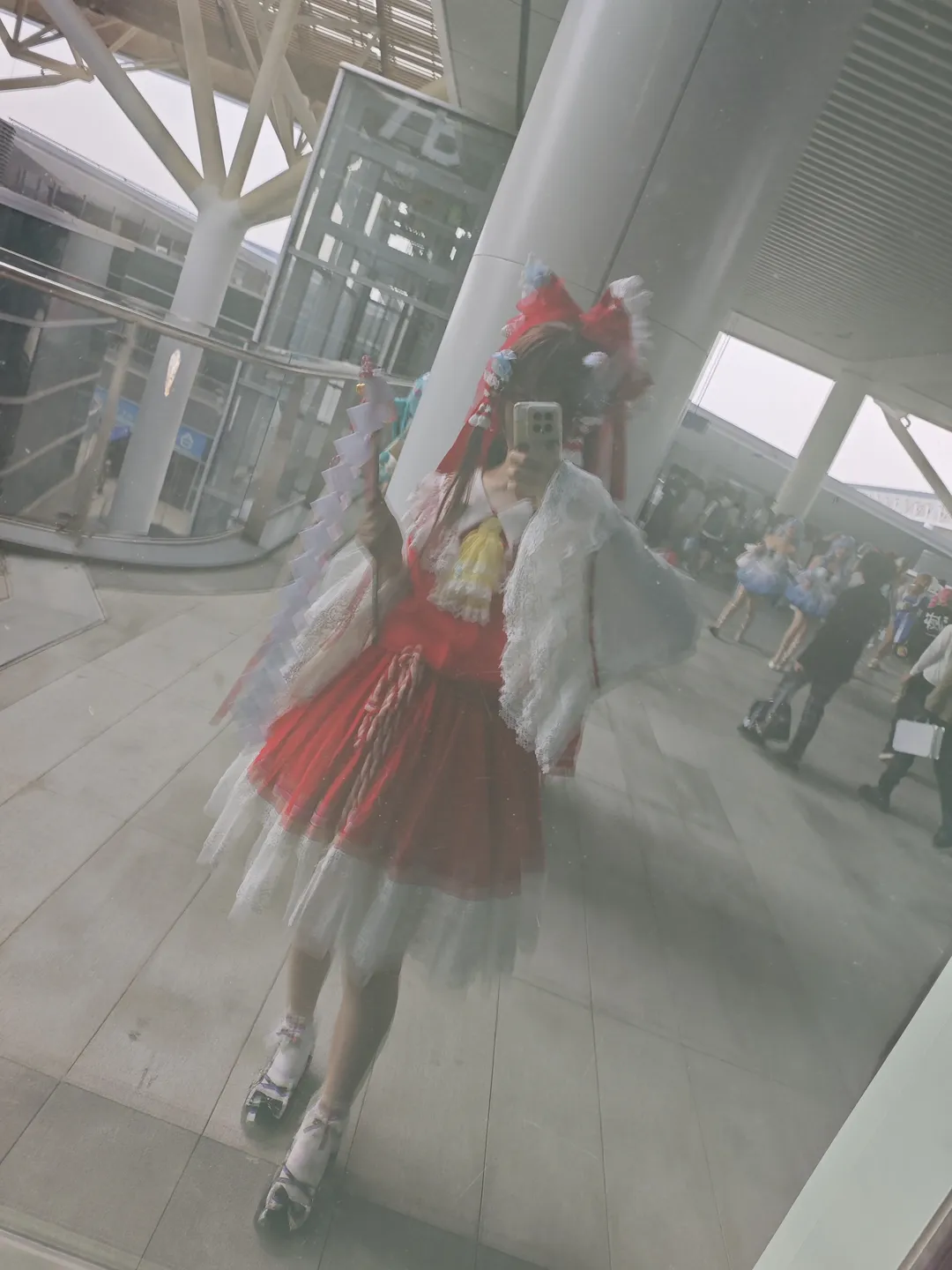 博麗霊夢コスプレ, 東方Project, CP31アニメコンベンション, クロスプレイ, 紅白の巫女装束 - 4枚目