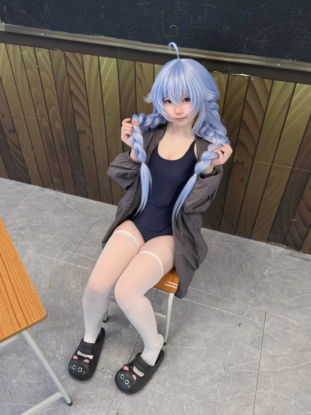 二次元cosplay, 洛琪希cos, 无职转生, 教室拍摄, 连体泳衣cos - 第5张