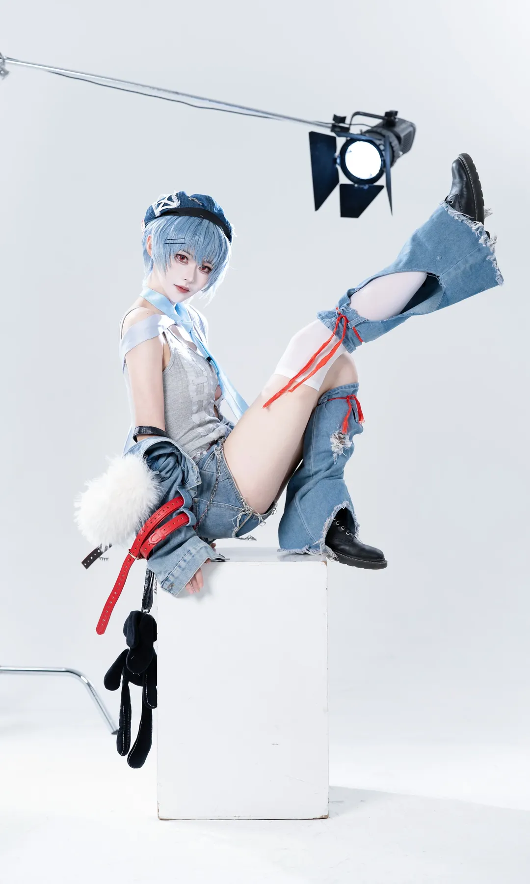 绫波丽cos, 动作参考, 新世纪福音战士, cosplay正片, 摇滚风穿搭 - 第10张