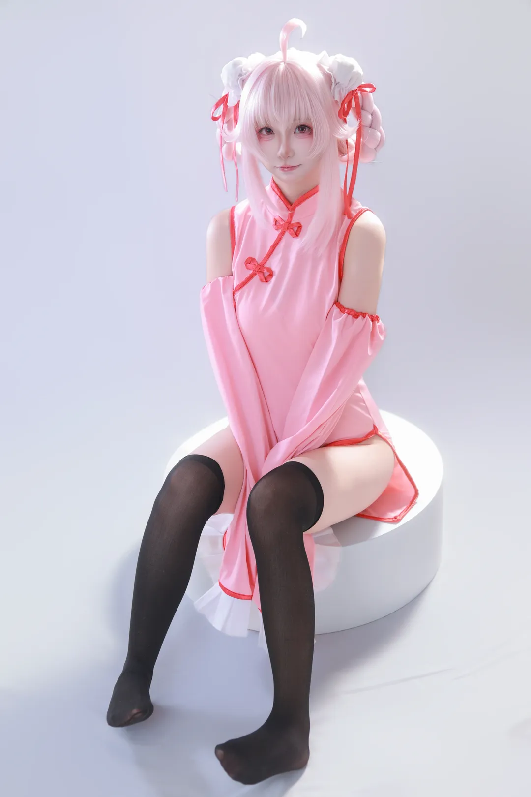 蔚蓝档案, 柚鸟夏cos, 二次元人像, 旗袍动作参考, 粉发Coser - 第10张