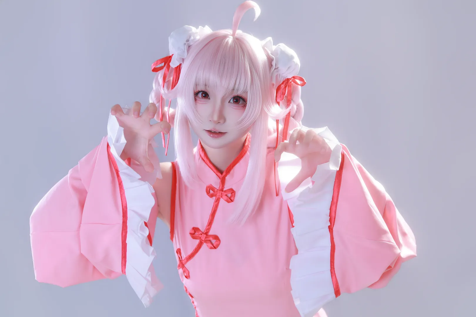 蔚蓝档案, 柚鸟夏cos, 二次元人像, 旗袍动作参考, 粉发Coser - 第2张