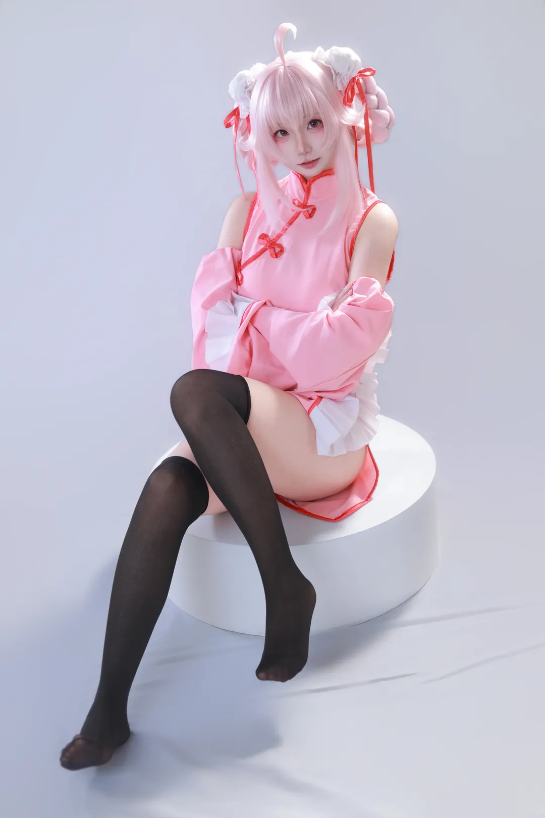 蔚蓝档案, 柚鸟夏cos, 二次元人像, 旗袍动作参考, 粉发Coser - 第6张
