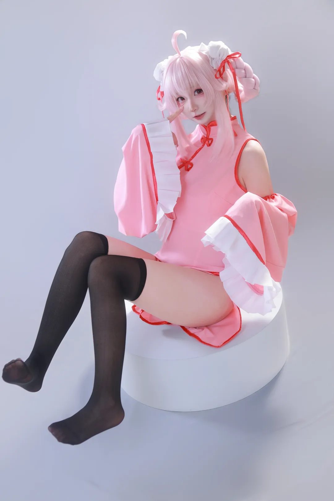 蔚蓝档案, 柚鸟夏cos, 二次元人像, 旗袍动作参考, 粉发Coser - 第9张