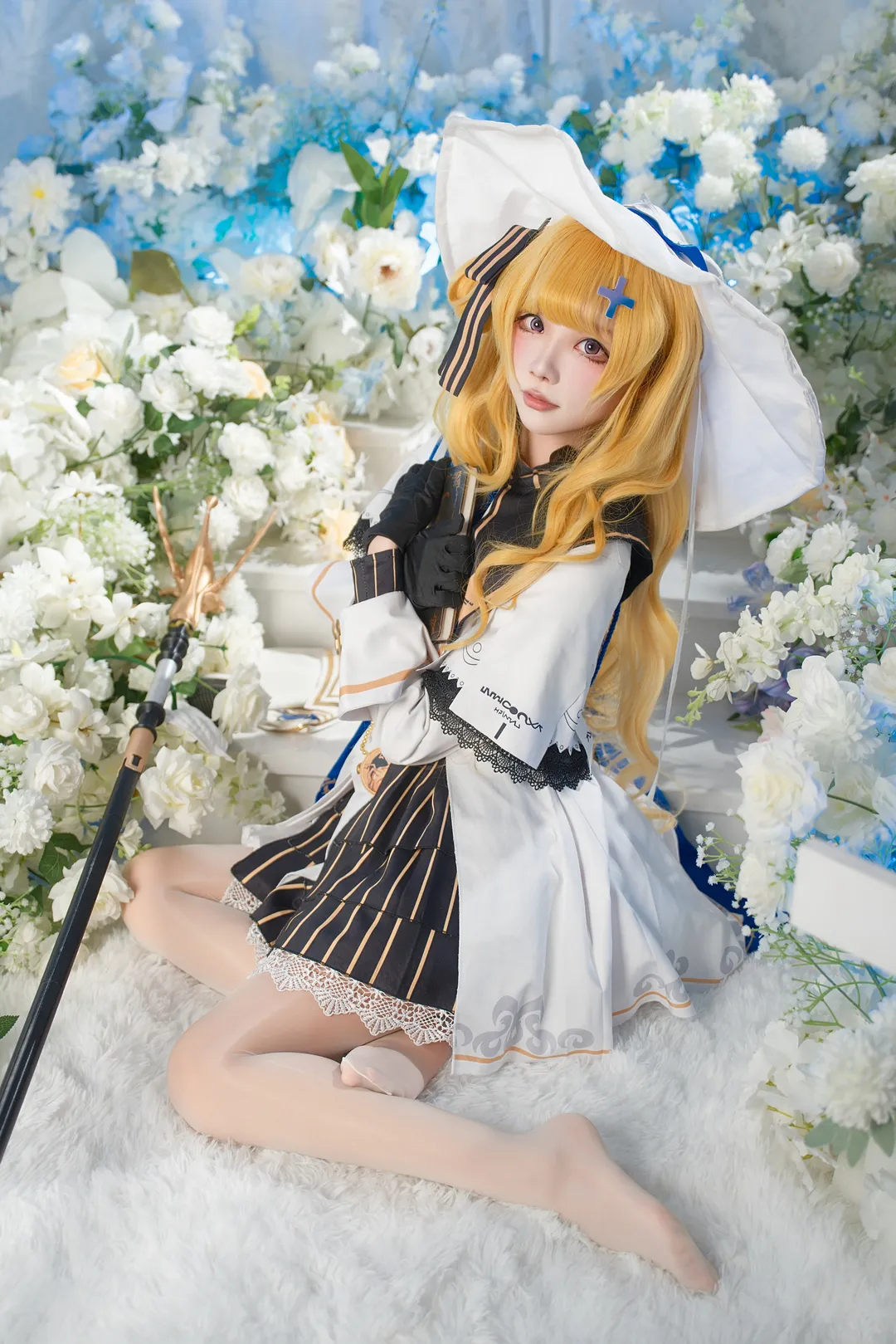 Phoebe Cosplay, Wuthering Waves, White tights cosplay, Blonde cosplay, Studio floral photoshoot - Image 1