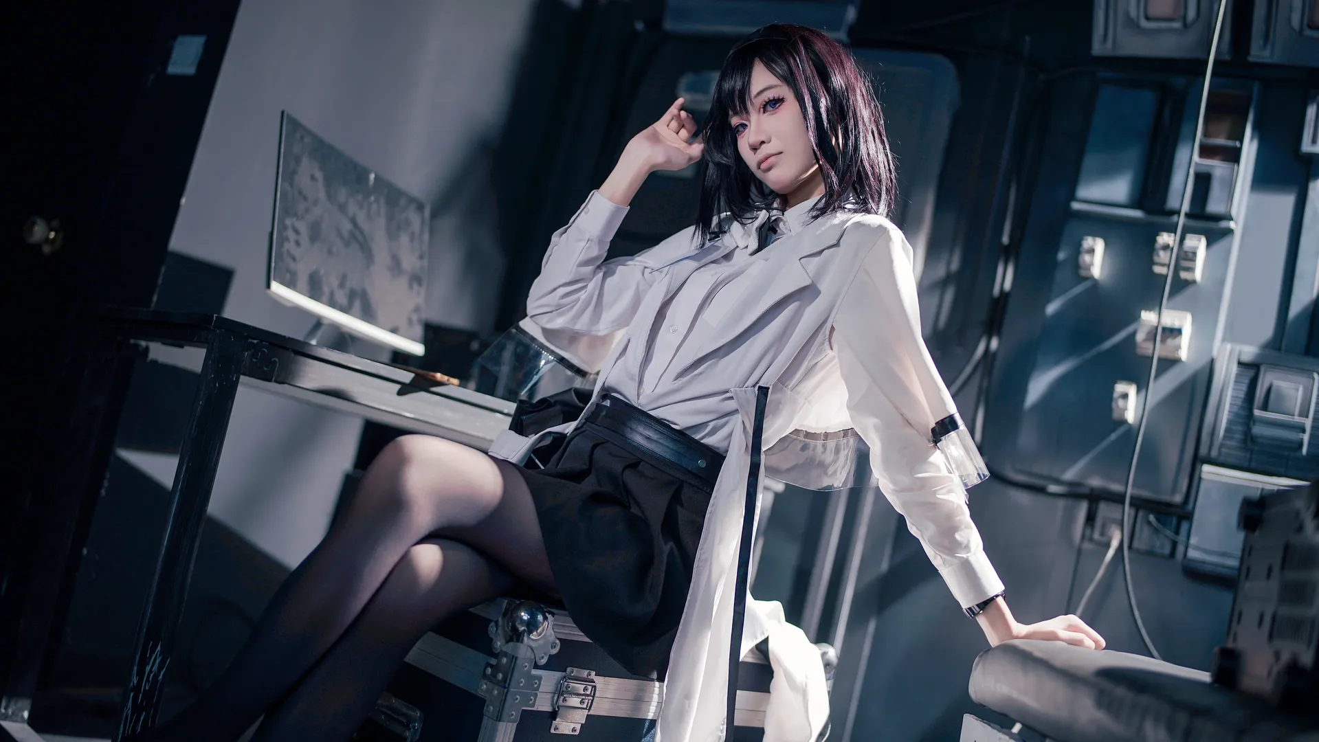 明日方舟, cosplay正片, 普瑞賽斯cos, 制服穿搭, 冷色調科幻風