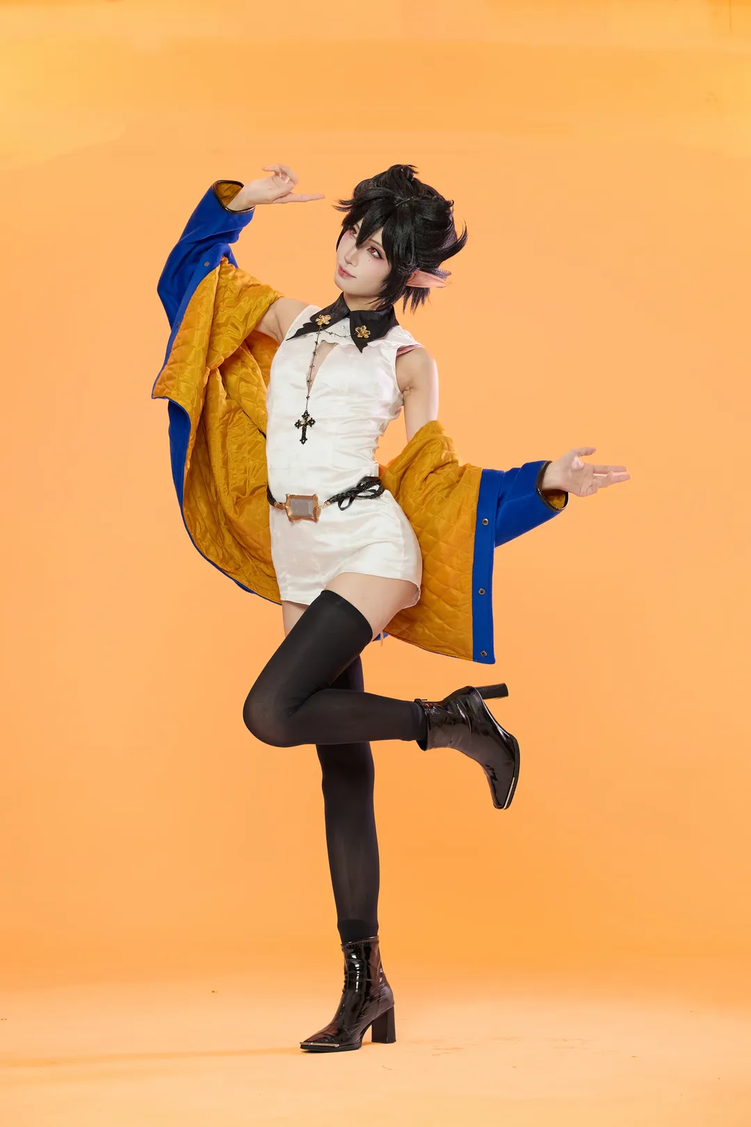ロールプレイ, アークナイツ, コスプレポーズ参考, 白ホリ撮影, エンテレケイア コスプレ