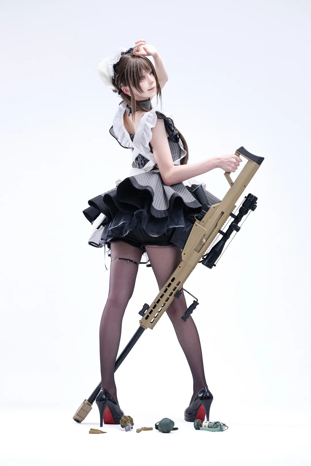 cosplay日常, 白棚摄影, 黑丝高跟鞋, 女仆cos, 军武混搭