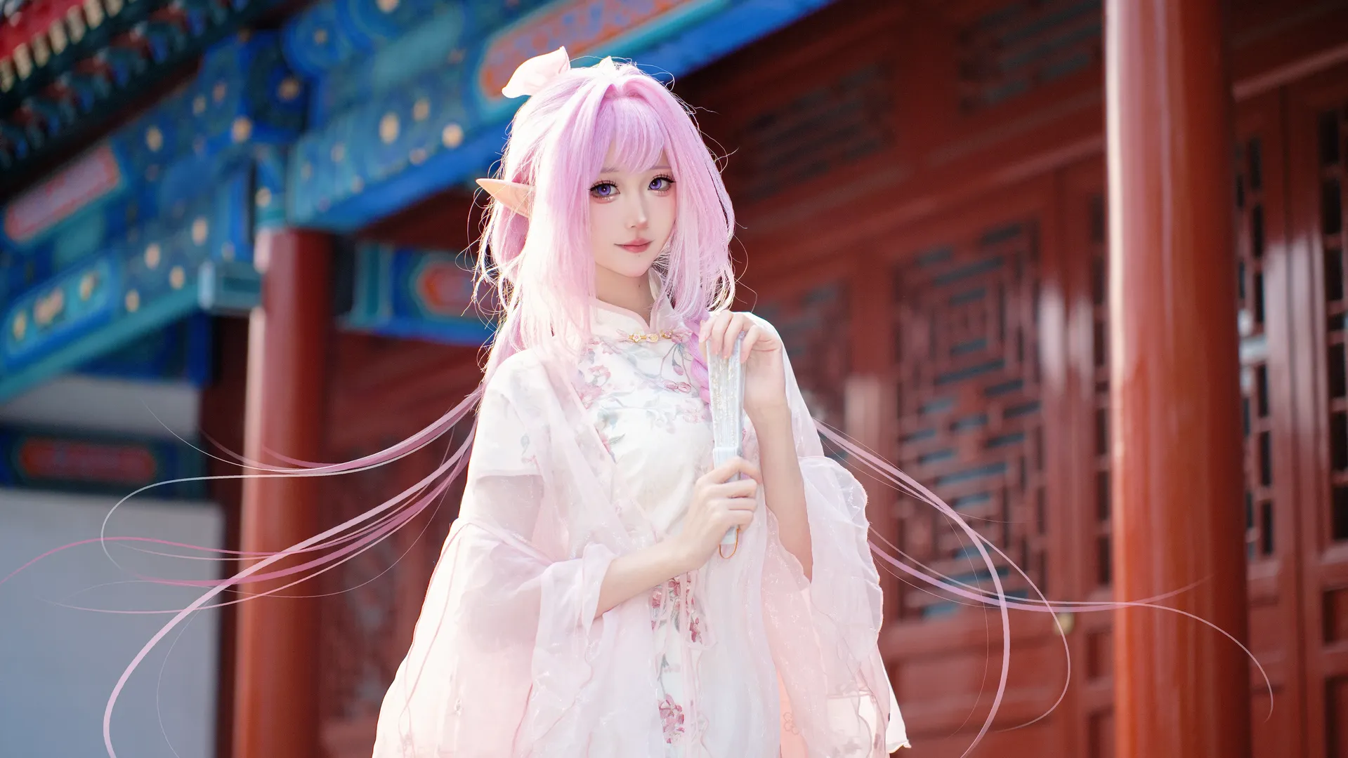 爱莉希雅cos, 精灵耳, 国风私设, 玉兰花写真, 古建外景