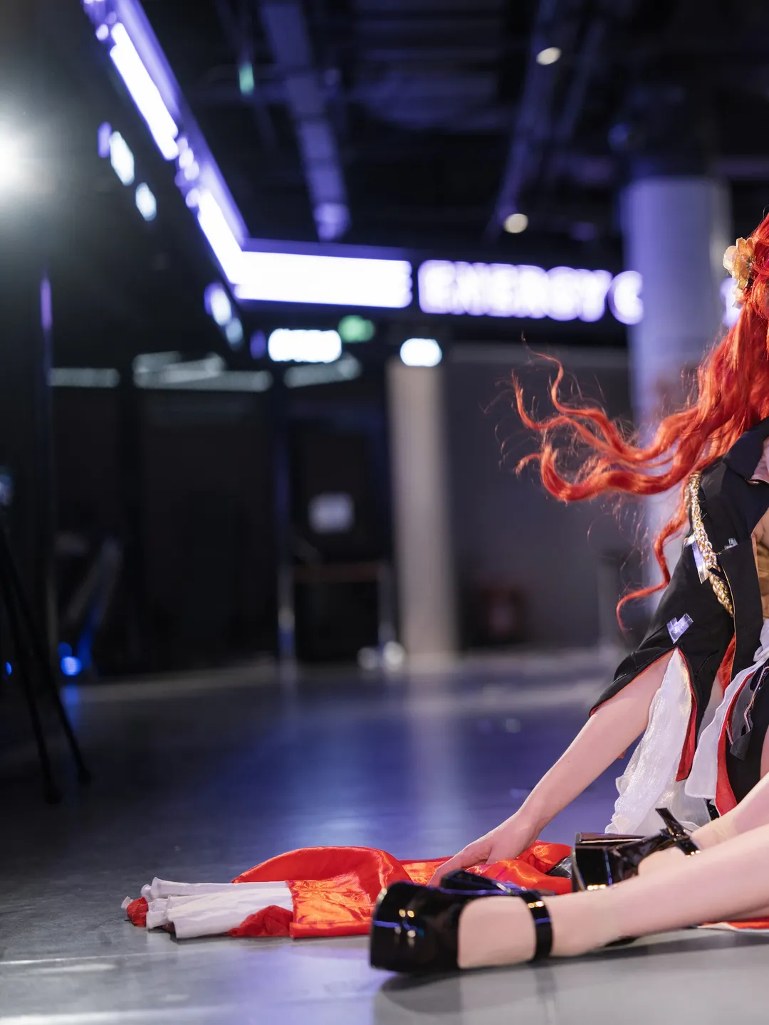 崩坏星穹铁道, 漫展摄影, 姬子cos, 红发角色, cosplay场照 - 第2张