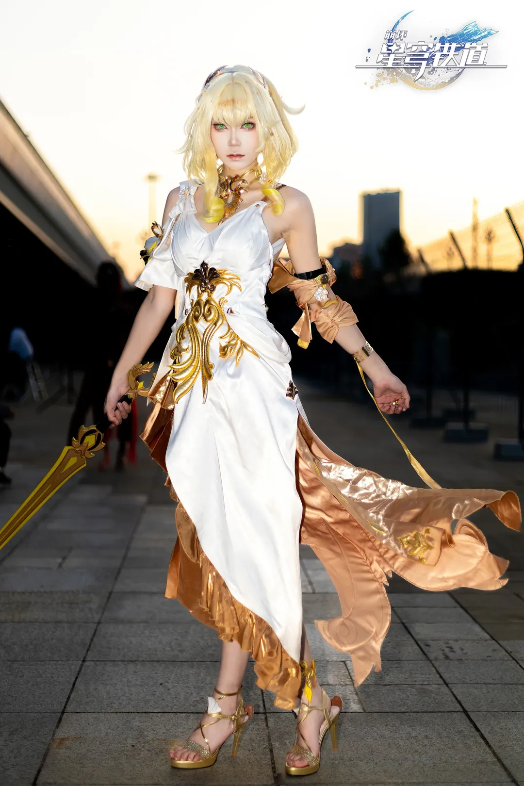 Aglaea Cosplay, Honkai: Star Rail, Convention photos, World Line Anime Convention, Golden hour photography