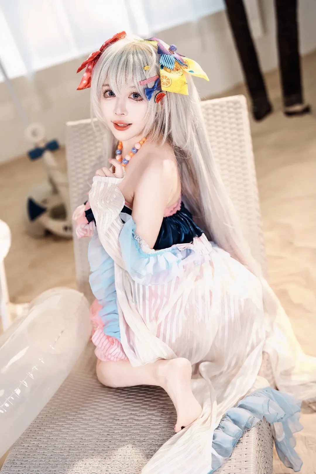 ブルーアーカイブ, 白洲アズサ コスプレ, コスプレ撮影, 水着アズサ, 夏のビーチ - 2枚目