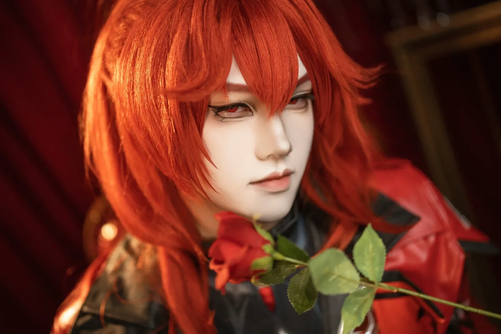 Genshin Impact, Cosplay photography, Red hair styling, Diluc cosplay, Convention client photos - Image 9