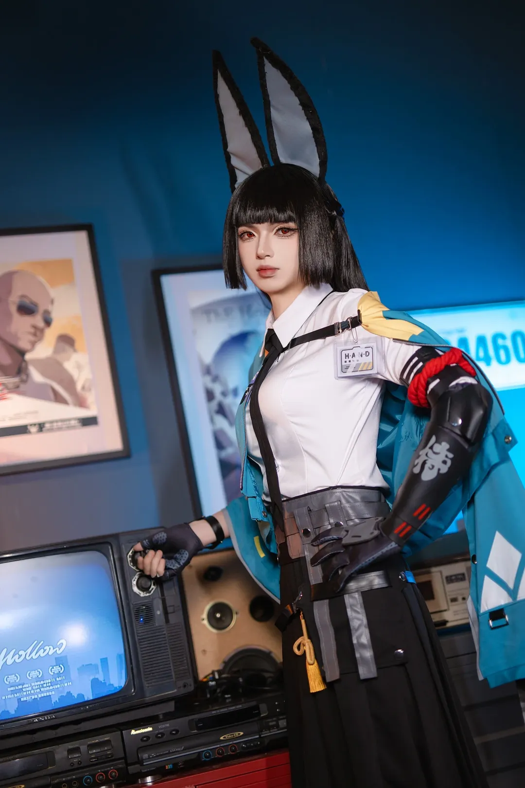 绝区零, Cosplay摄影, 星见雅cos, 特工装扮, 复古风大片 - 第2张