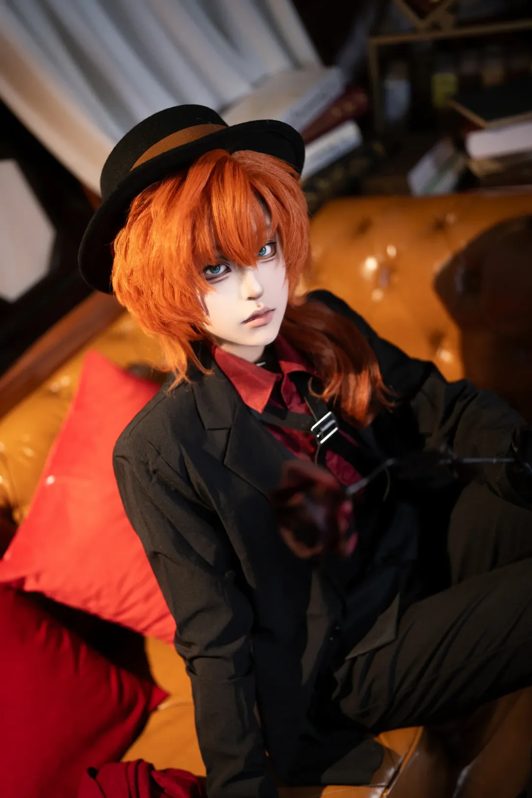 cosplay正片, 二次元仿妝, 黑紅穿搭, 中原中也cos, 西裝角色扮演 - 第1張