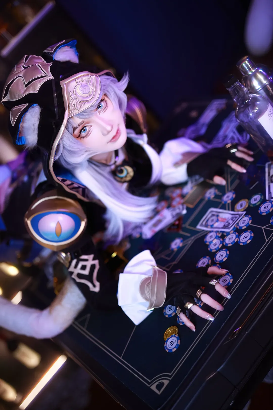 赛飞儿cos, 崩坏星穹铁道, cosplay摄影, 酒吧场景, 侠盗风 - 第2张