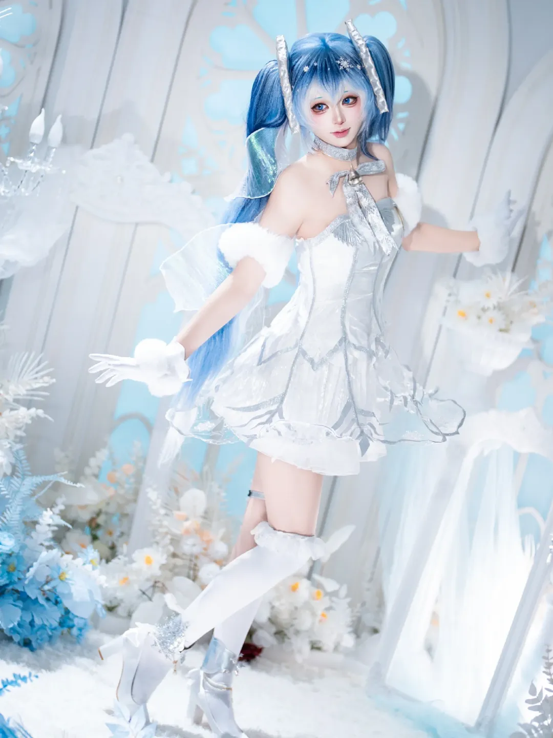 cosplay摄影, VOCALOID, 雪初音cos, 交响乐初音, 蓝白系造型 - 第1张